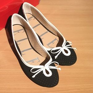 Elle Flats
